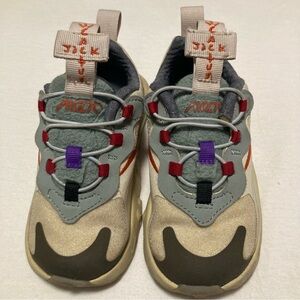 Nike Kids Sneakers - Gray, Cream, Red, Purple